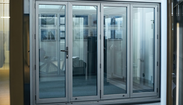TIR-A21 cover image folding doors